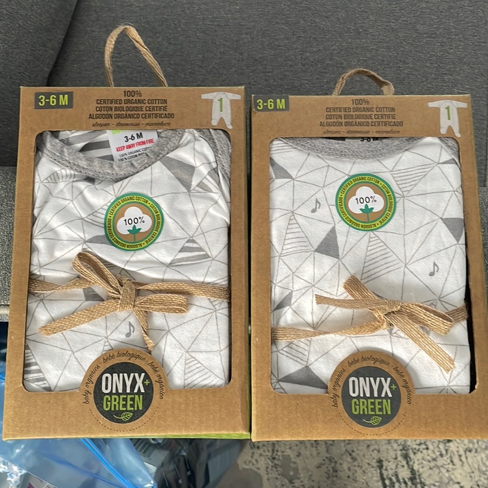 Onyx Green Footies